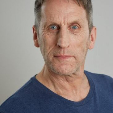 pic oliver hill 8 0142-3983926