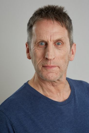 pic oliver hill 8 0142-3983926